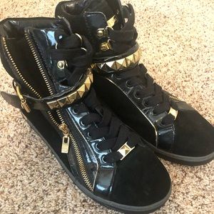 Michael Kors Hightop Sneakers